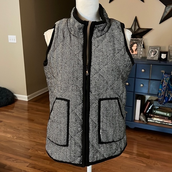 E2 Clothing Vest Quilted Herringbone Front Zipper Pockets size Medium - Picture 2 of 10